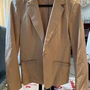 Chic Beige Blazer